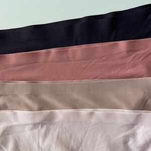 (4) NEW Chantelle soft stretch bikini brief Seamless panties one size lot set